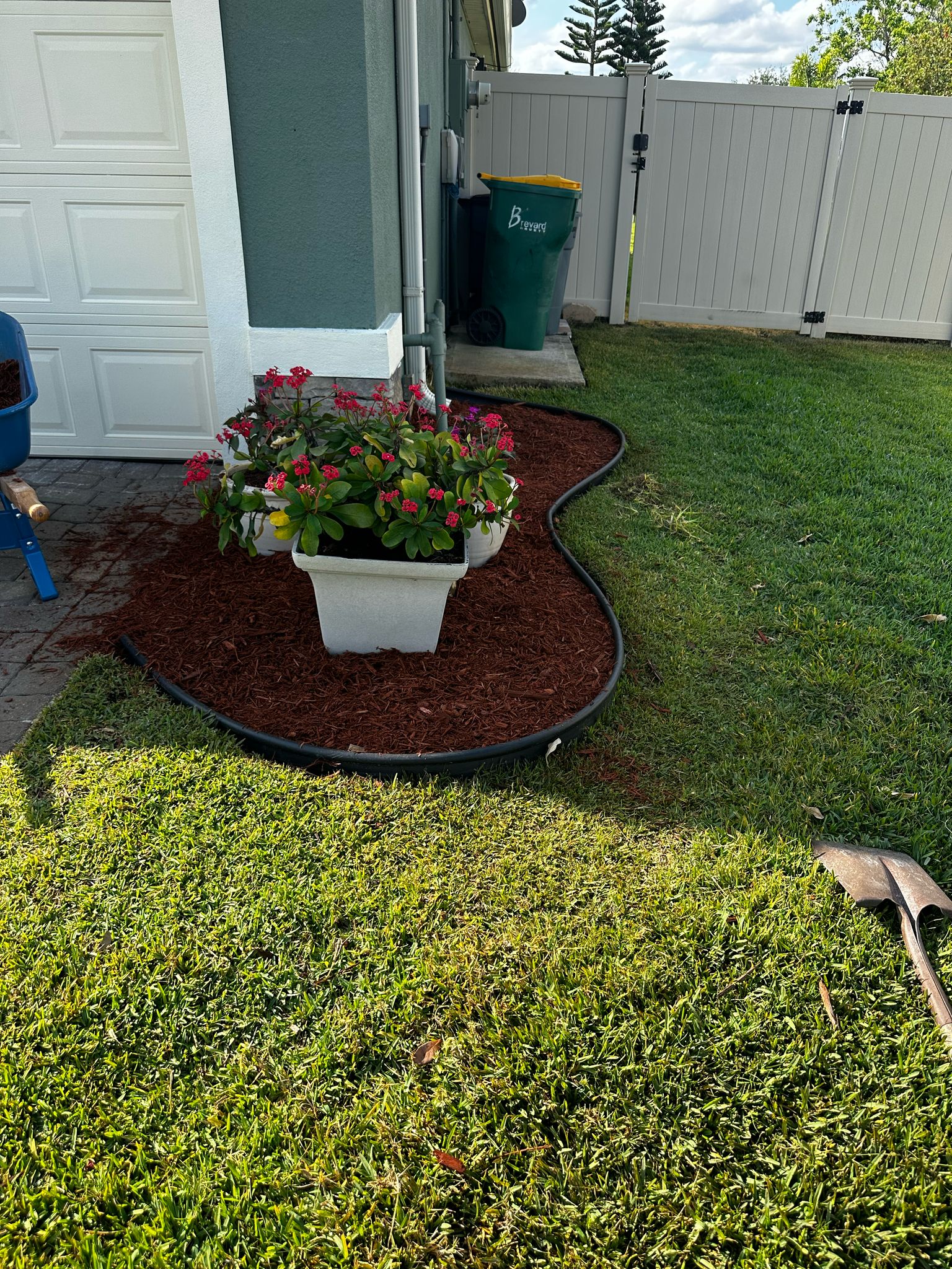 Mendez Lawn & Landscaping LLC Image